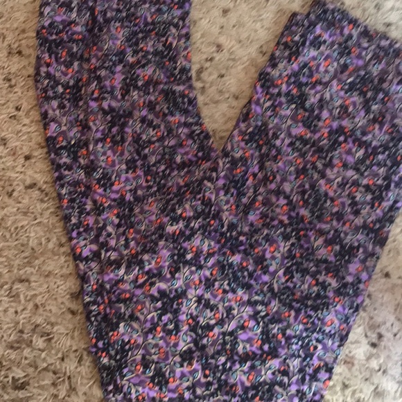 LuLaRoe Pants - Lularoe OS Leggings. brand new